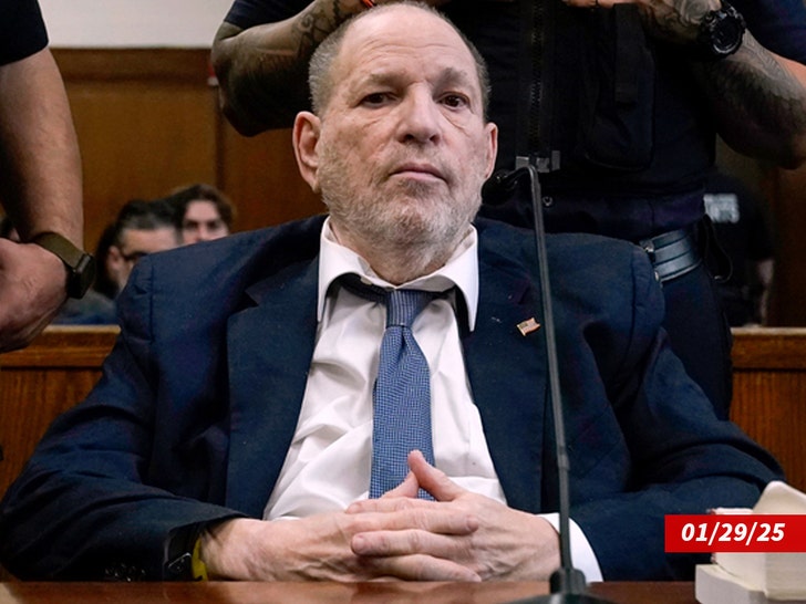 Harvey Weinstein di pengadilan hari ini