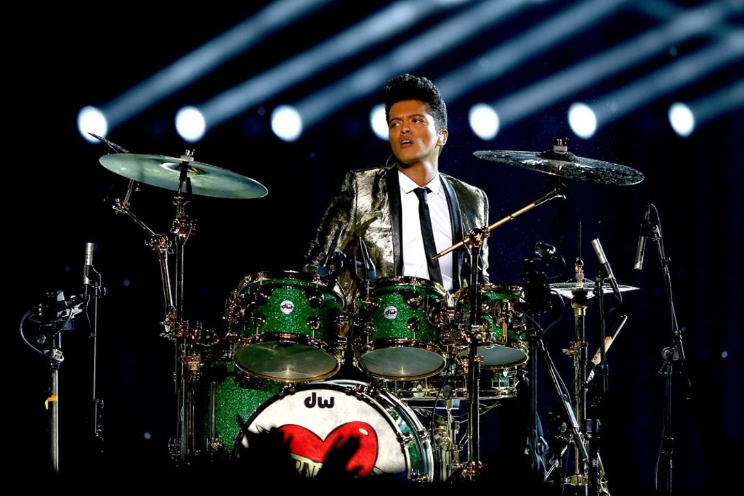 bruno mars perfomance photos-05