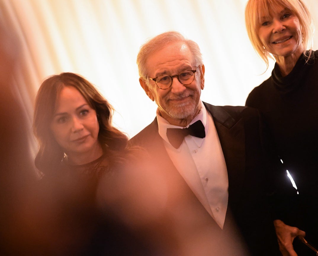 2024 Golden Globes -- Behind The Scenes, image size:1074x865