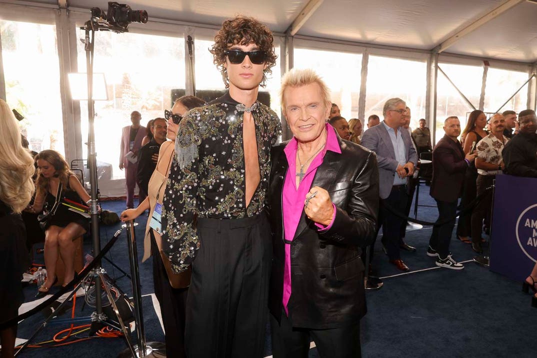 Sombr and Billy Idol GettyImages-2277628363