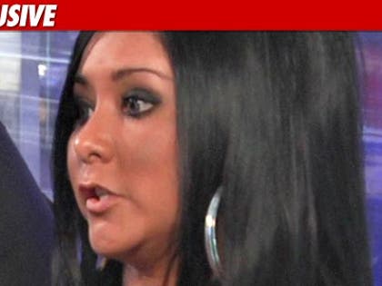 0817_snooki_TMZ_EX_01