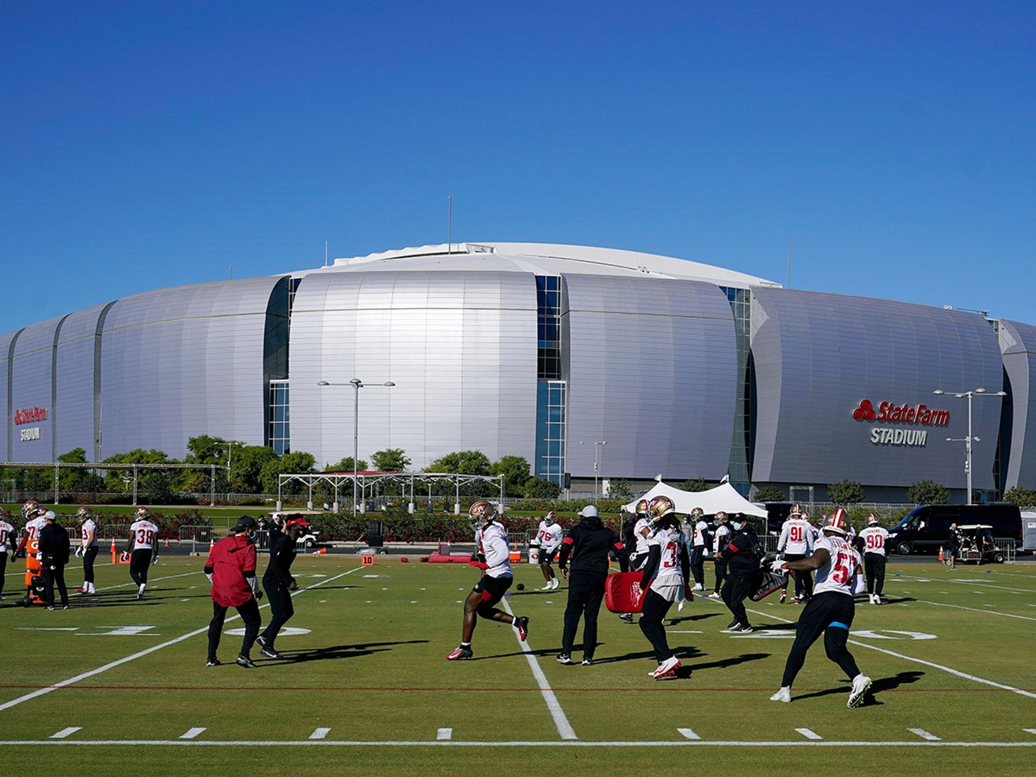 49ers makeover begins at State Farm Stadium after Cardinals loss