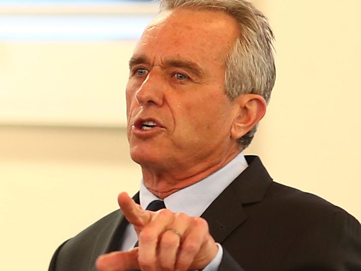 RFK Jr. Apologizes for Comparing COVID Measures to Anne Frank, Holocaust.jpg