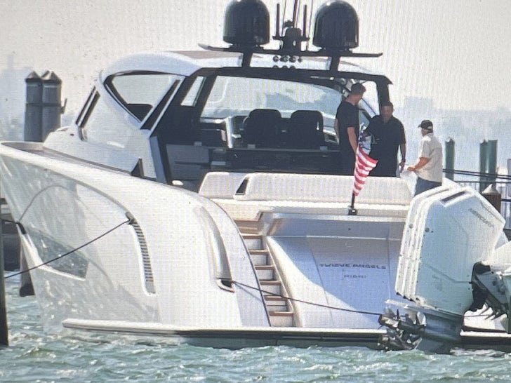 Tom Brady's Tw12lve Yacht