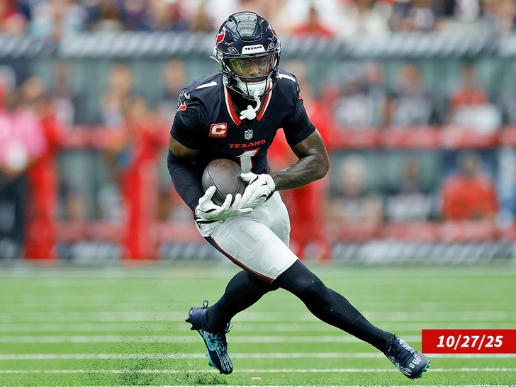 stefon diggs texans sub getty swipe
