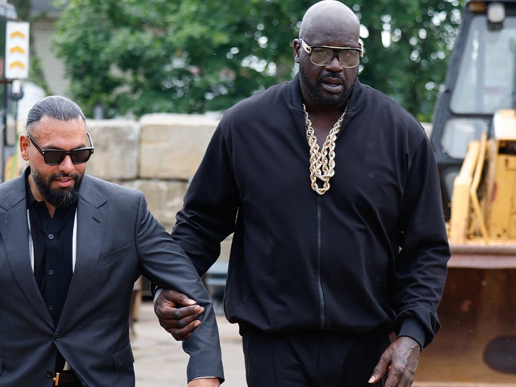 Shaquille O'Neal Hits Set Of TV Show 'Gravesend'