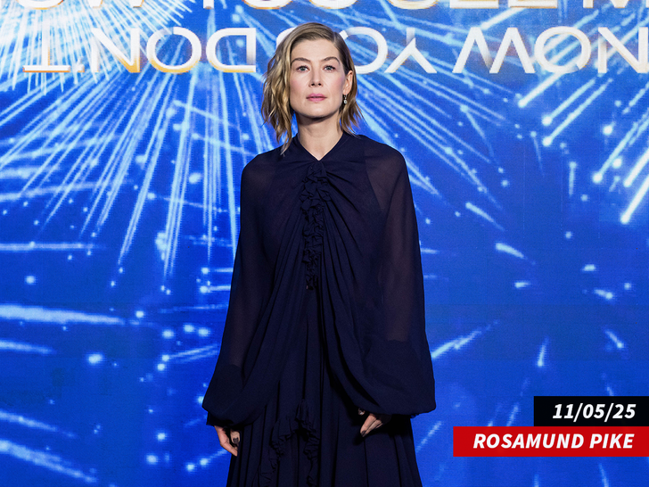 Rosamund Pike sub getty