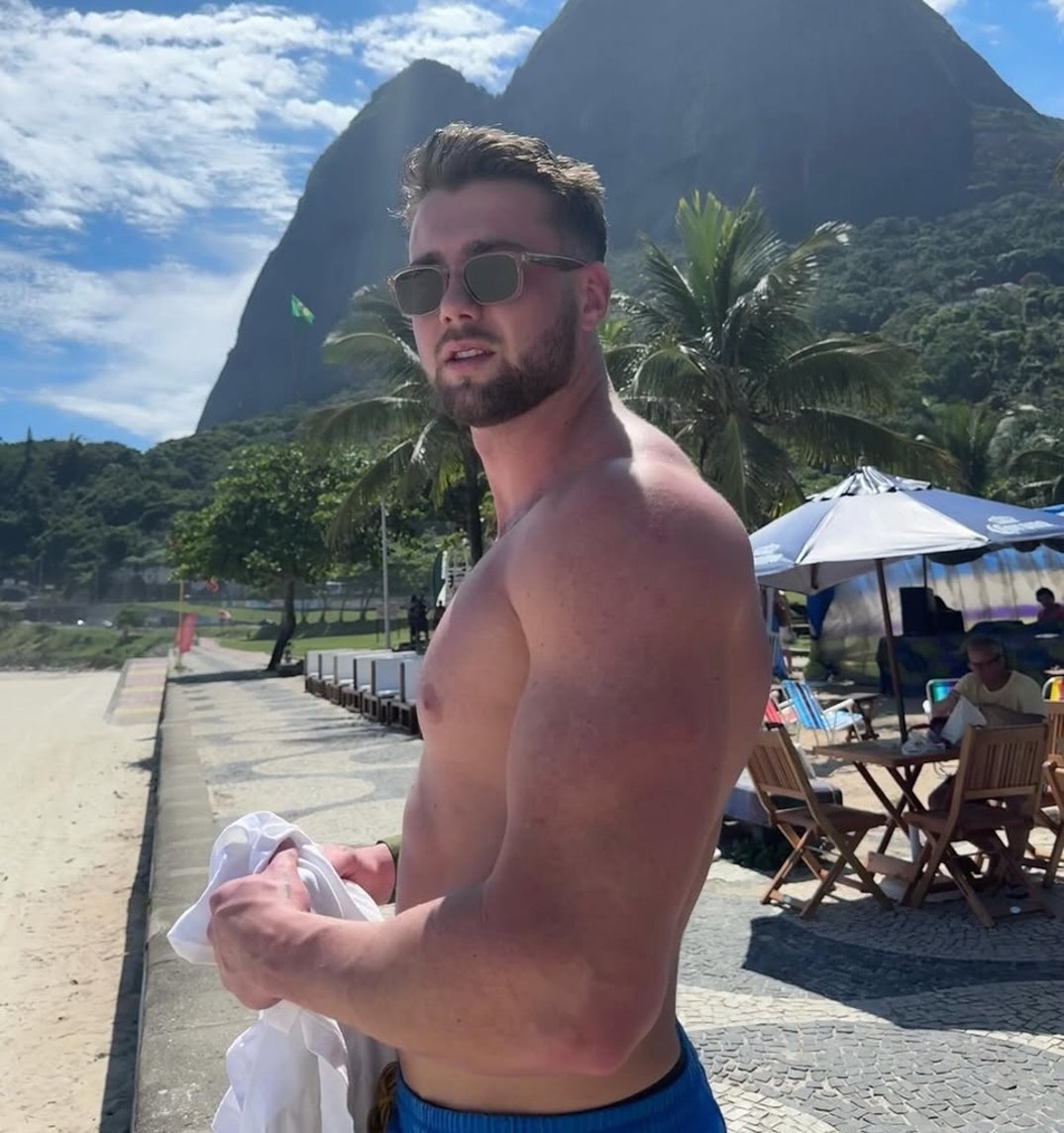 Harry Jowsey Hot Shots 5