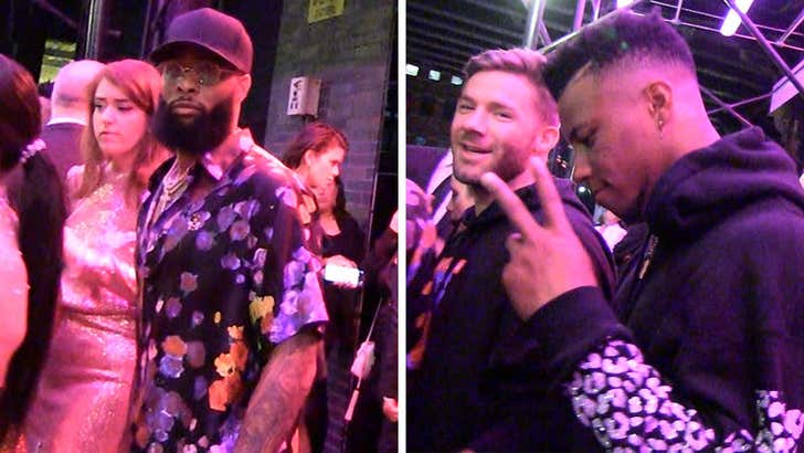 Julian Edelman Shuts Down NY Jets Heckler In Front of Odell, Saquon