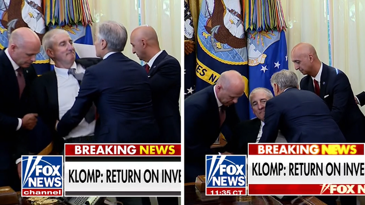 110625 white house collapse kal.jpg