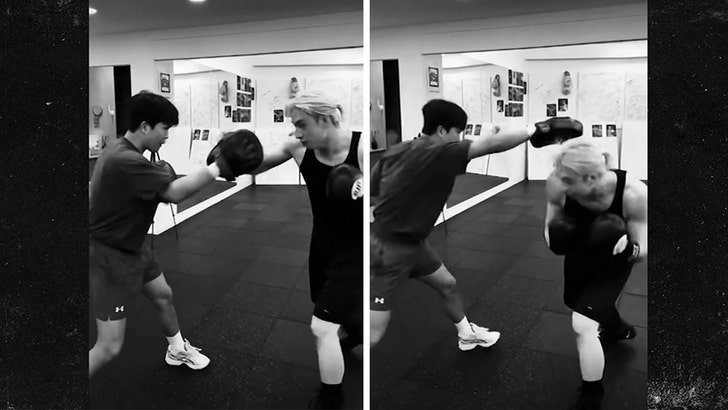 bang-chan-kal-11-24-2025