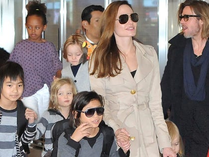 0105-angolina-jolie-brad-pitt-kids-getty