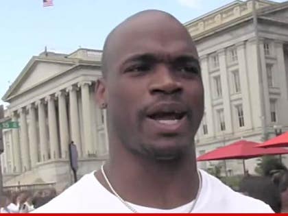1121-adrian-peterson-tmz-03
