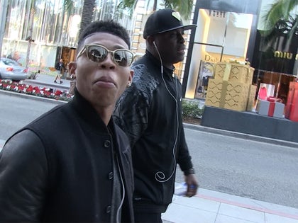 120115_bryshere_gray_p