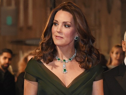 0219-kate-middleton-bafta-green-dress-getty-01