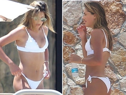 0813-Sistine-Stallone-bikini-cabo-photos-primary