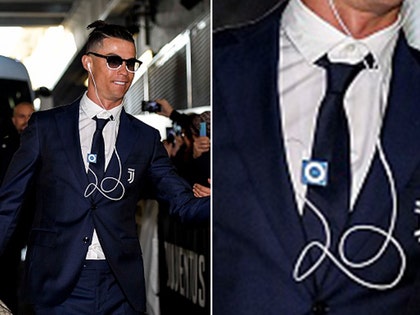 0106 Cristiano Ronaldo arrives at the stadium getty IPOD SHUFFLE