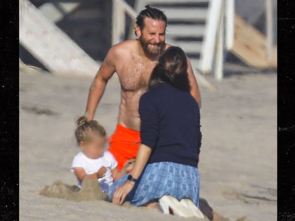 0806 Jen Garner and Bradley Cooper X17 3-blur