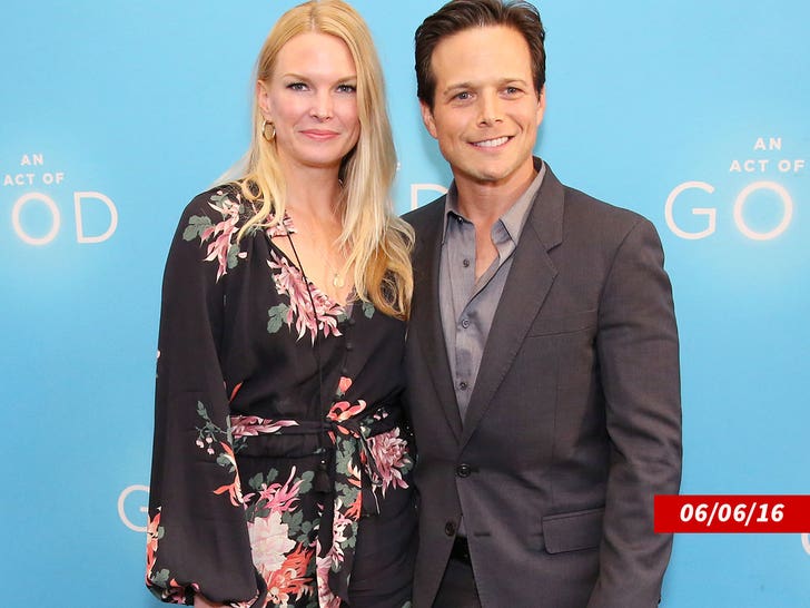 Scott Wolf Kelly Limp Getty 2