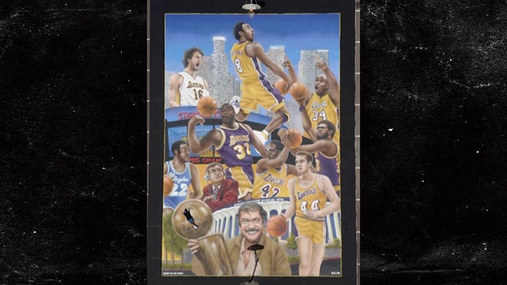 Lakers Legends Amazingly Painted On Outdoor Court In L.A., Kobe, Shaq, Pau & More!.jpg