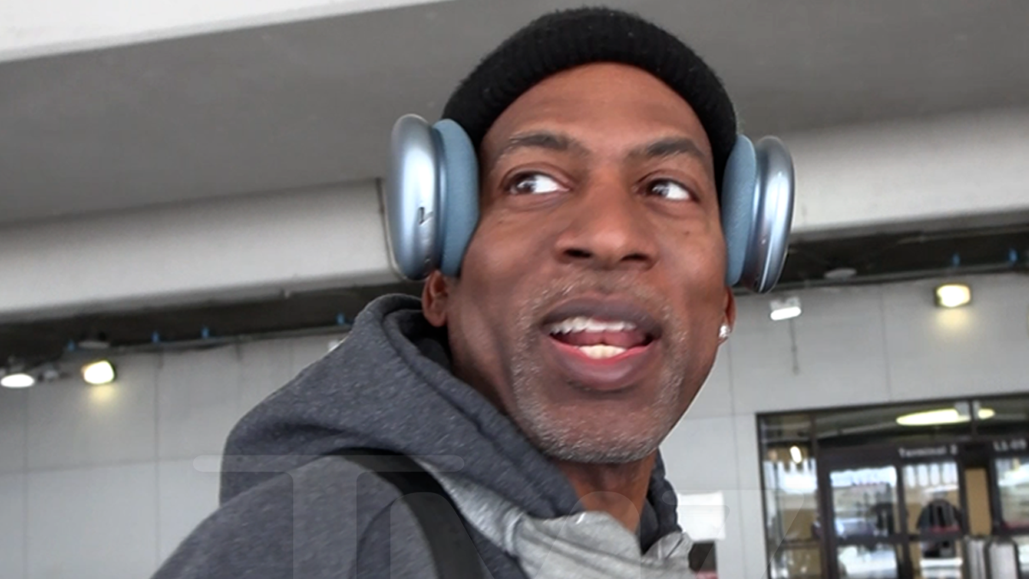 Tony Rock Slams Politicians For Taking Spring Break Amid Government Shutdown