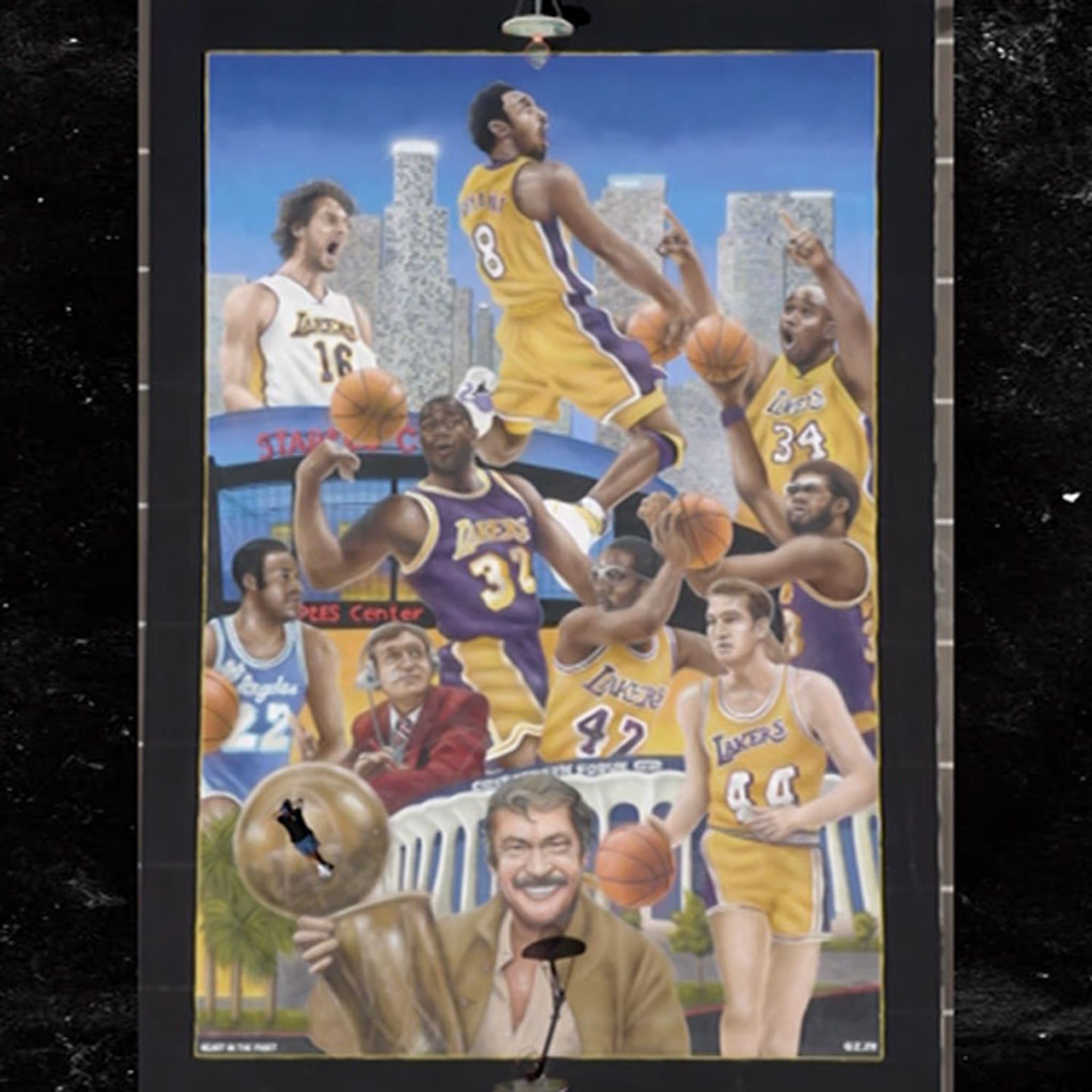 Lakers and Bibigo Unveil New Lakers Dynamic Duos Mural – Los Angeles  Sentinel