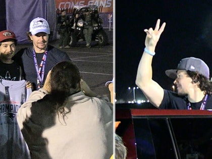 020215_mark_wahlberg_primary