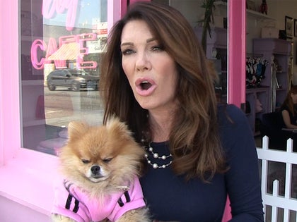 091218_lisa_vanderpump_primary