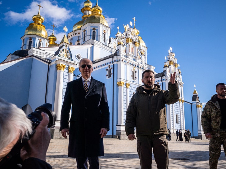 Volodymyr Zelensky joe biden getty 