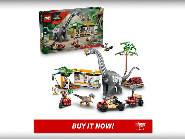 Lego-Jurássico-Raptor-e-Titanosaurus-Tracking-Mission-Jurassic-World-Merch-Main