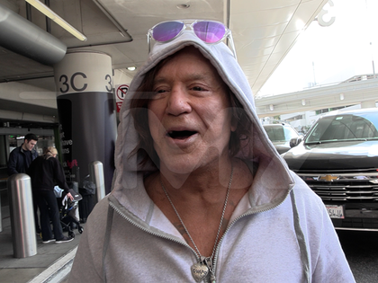 032826_mickey_rourke_primary