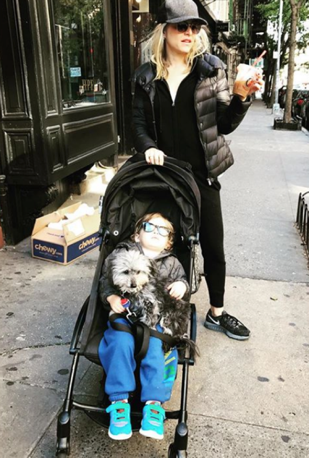 jason_biggs_jenny_mollen_family_photos18