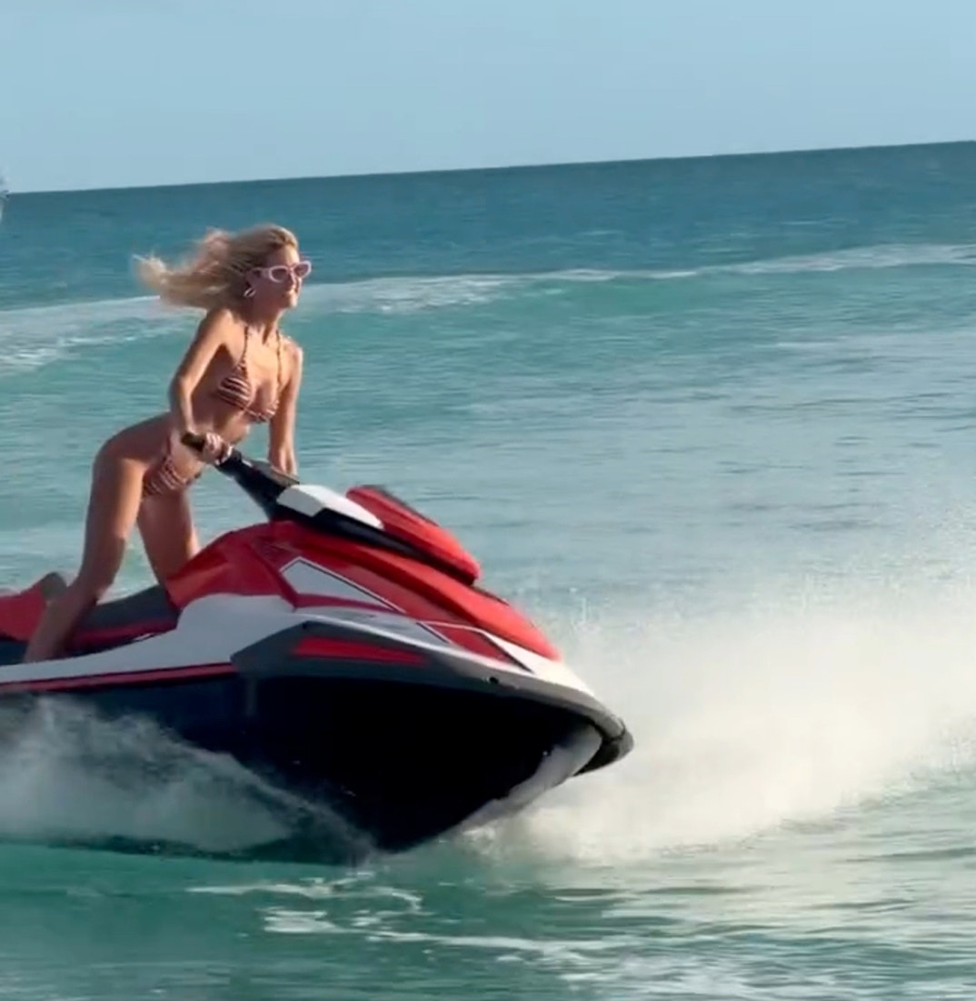 Emma Hernan Bahamas 4