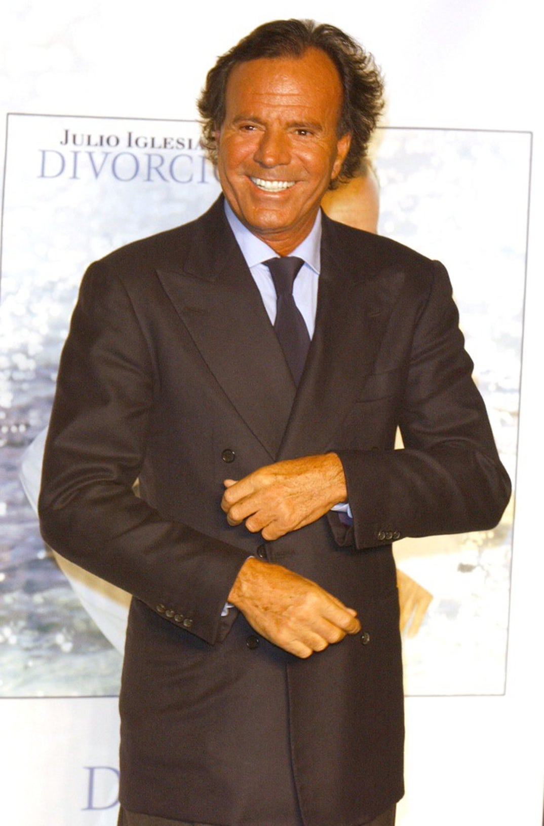 Julio Iglesias Through The Years 0