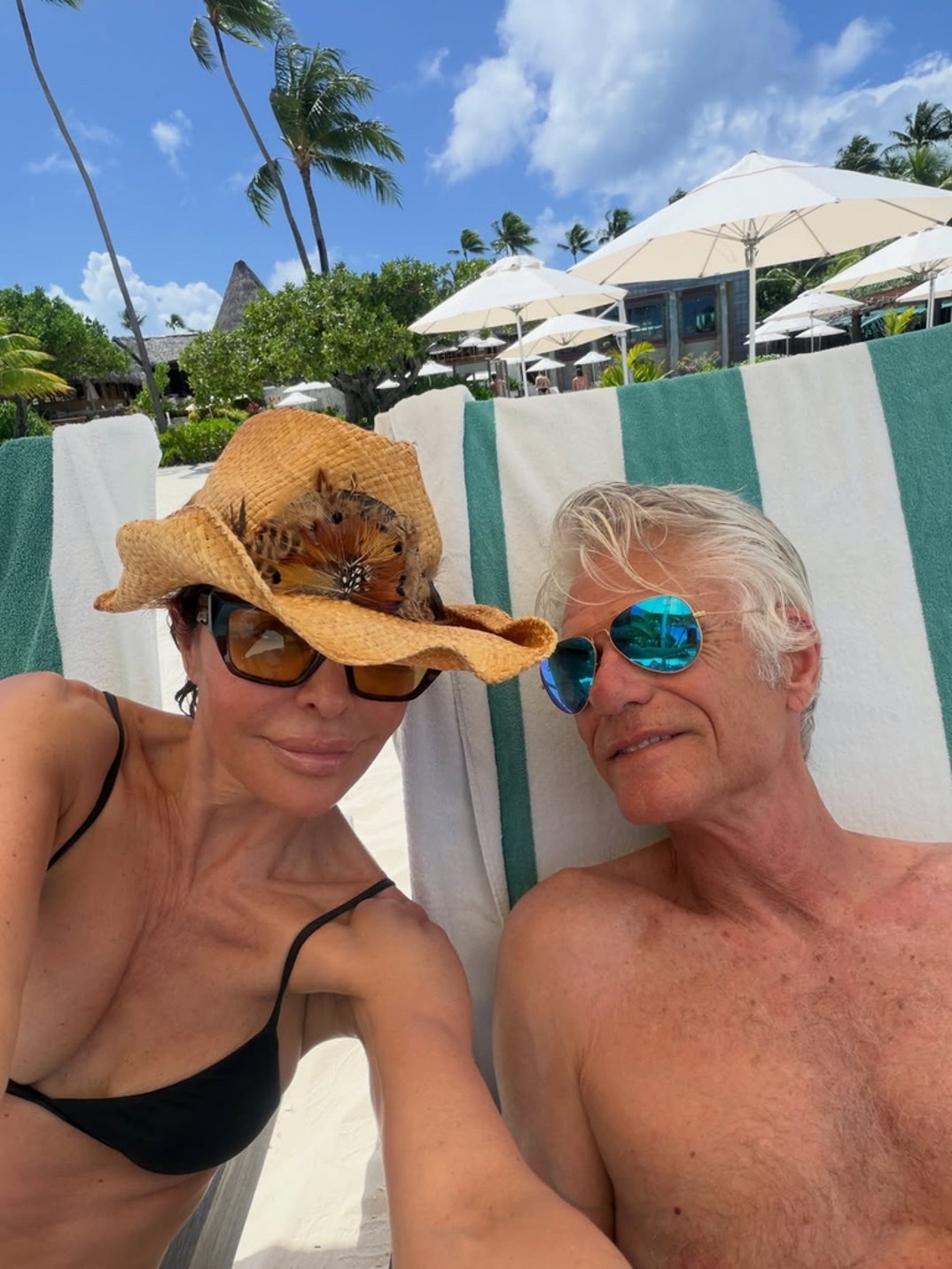 Lisa Rinna Vacay Thirst Traps 6