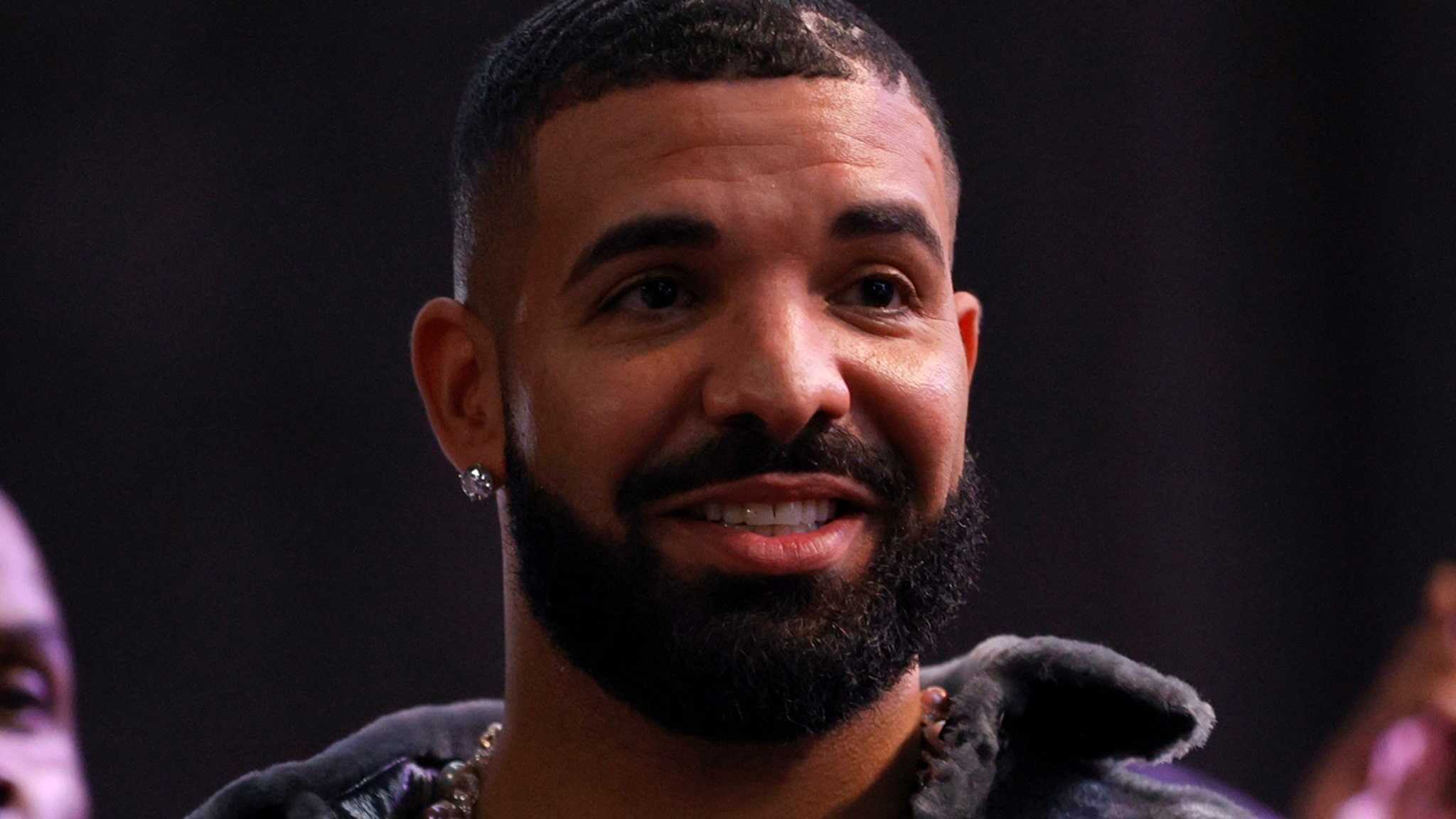 Drake Confirms Swedish Police Encounter After Team Denies Arrest thumbnail
