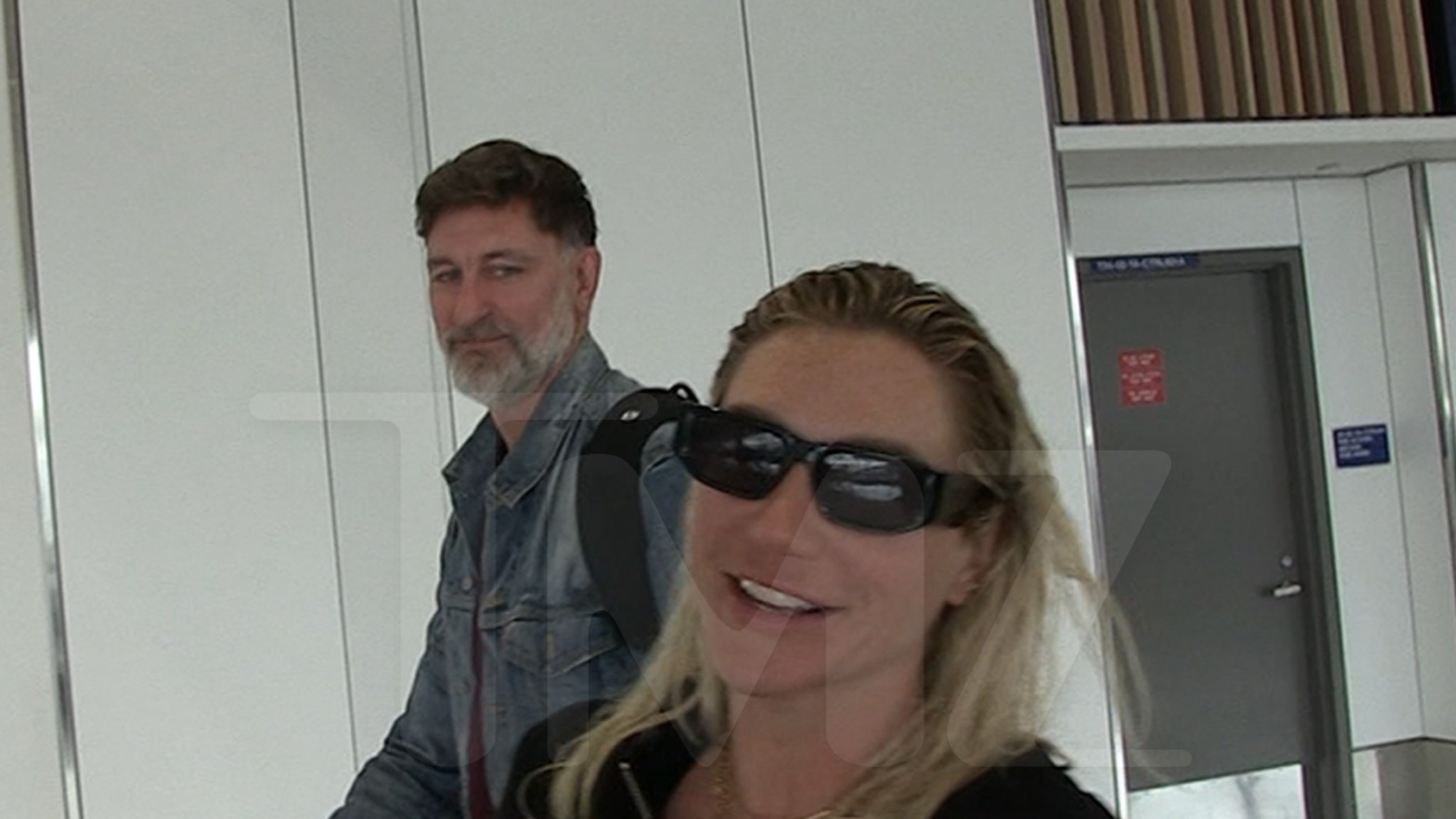 Kesha Spotted With Rumored BF, Says She's Just Using Him for Sex