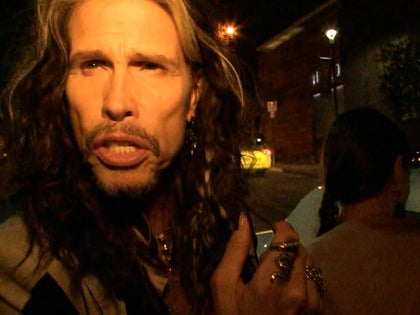 110515_cma_primary_steven_tyler