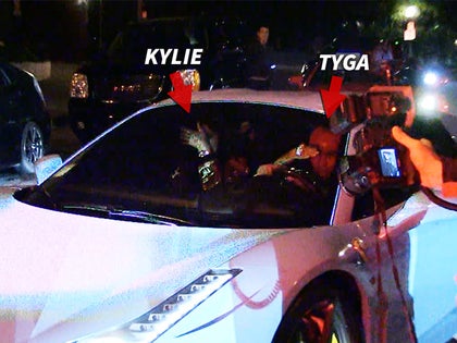 062616_kylie_tyga_post