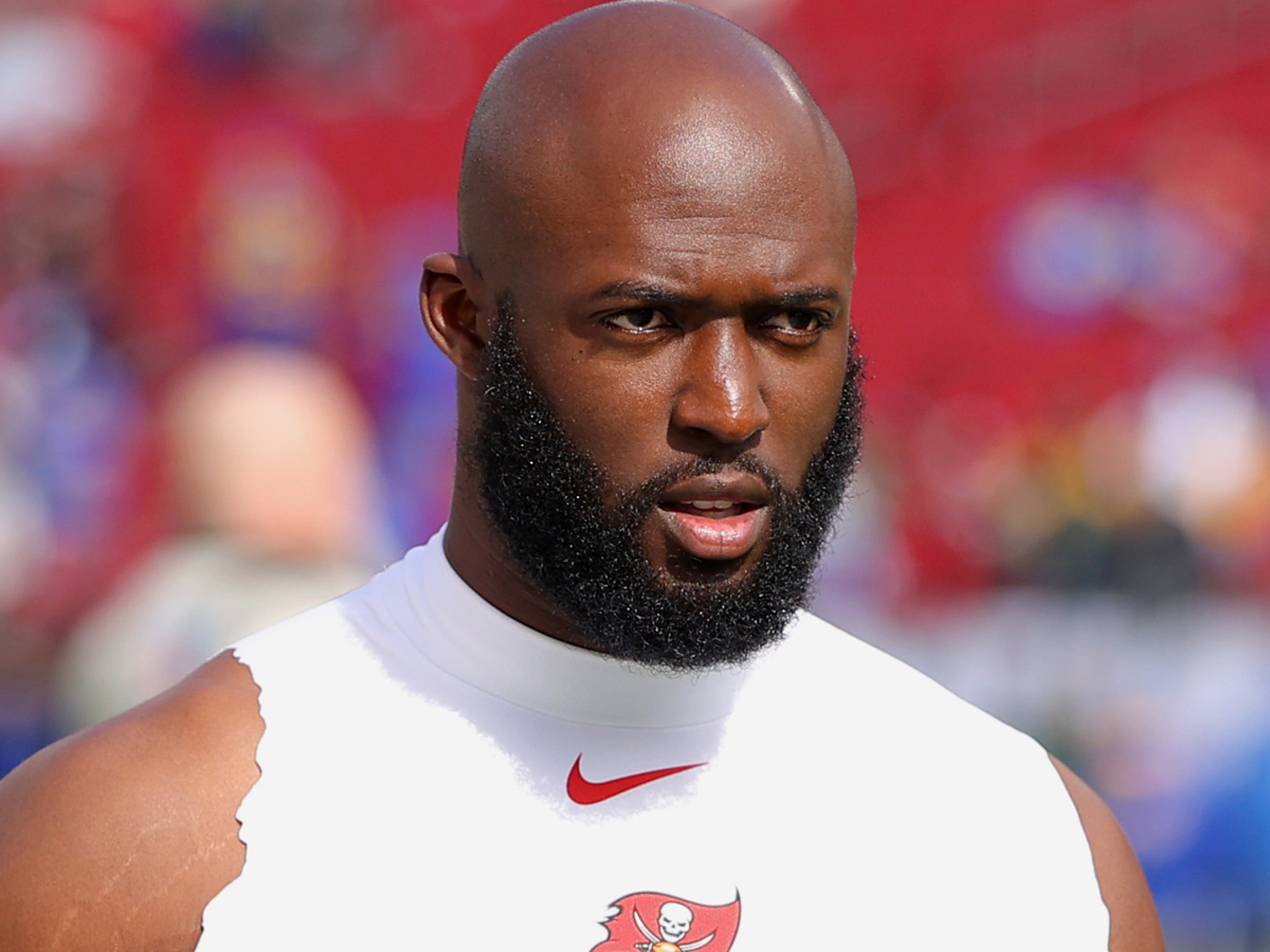 Report: Leonard Fournette returning to Buccaneers on three-year contract