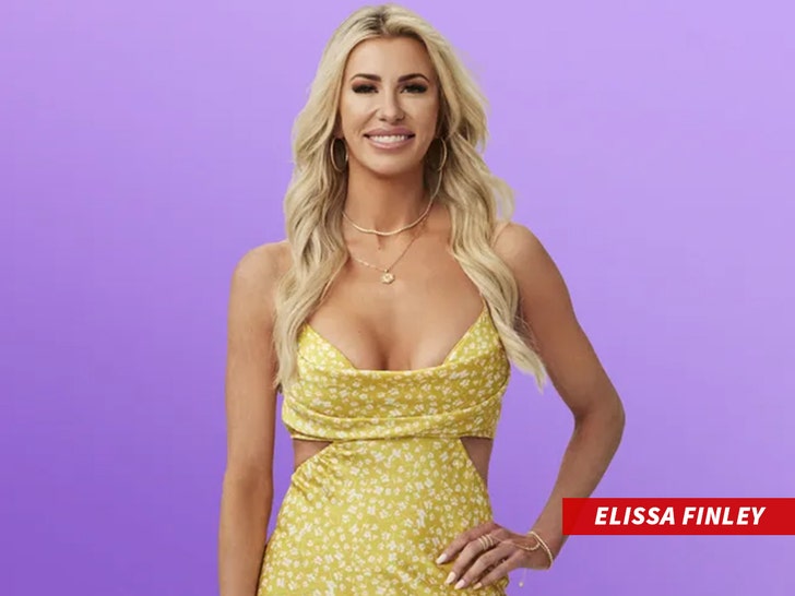 alyssa-finlay-sub-netflix-1