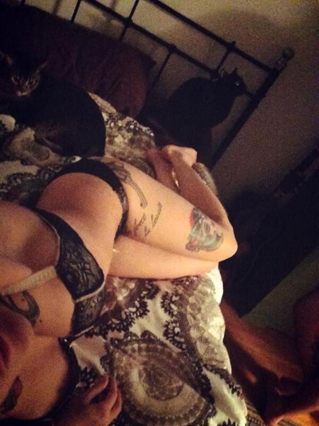 Lynsie Lee's Sexy Twitter Photos