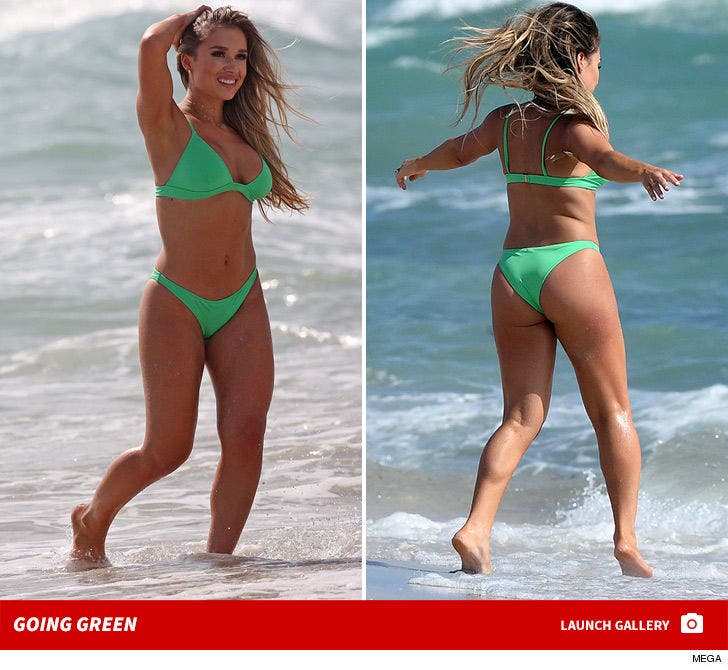 Jessie James Decker Flaunts Bikini Bod on Miami Beach