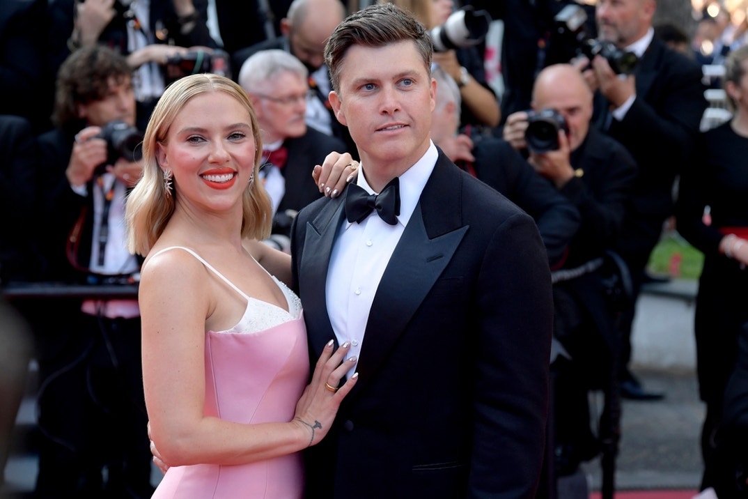Scarlett Johansson and Colin Jost 0