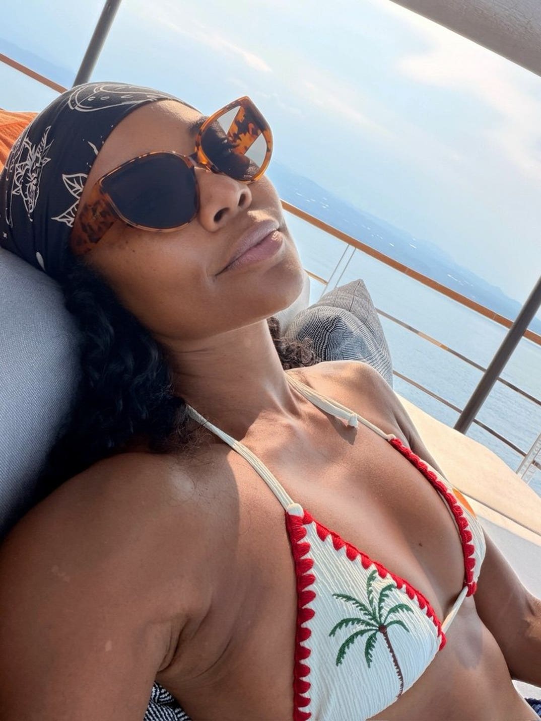 Gabrielle Union Summer Yacht Getaway 9