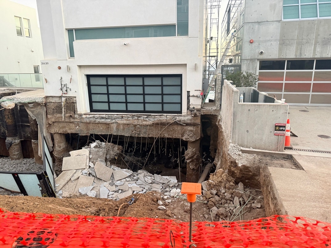 Nicolas Cage Sinkhole Update 2