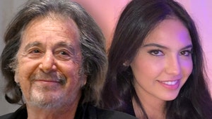 Al Pacino, 83, Surprised By 29-Year-Old Girlfriend's Pregnancy