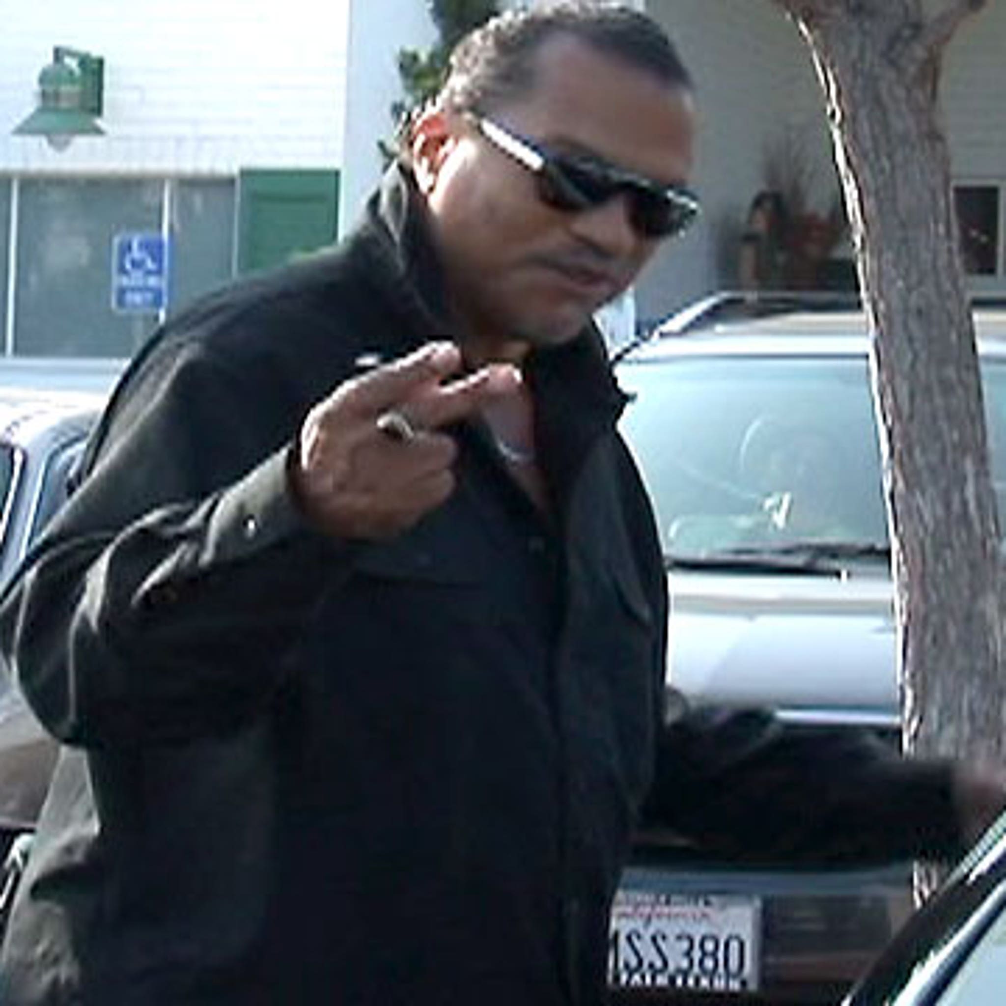 Billy Dee Makes Thanksgiving Sound Cool