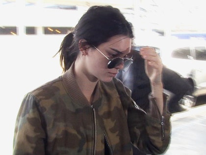 0817-kendall-jenner-tmz