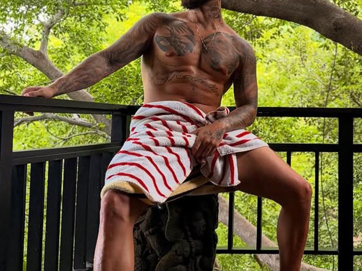 Hot Guys in Towels -- Guess Who!